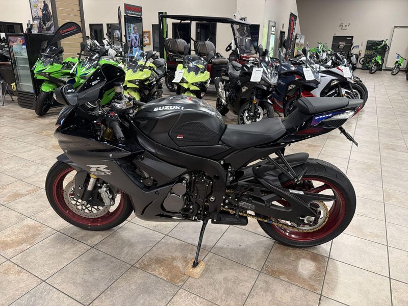Used 2026 Suzuki GSX-R750 CA Image 14