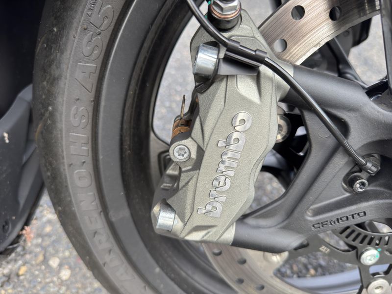 2024 CFMOTO 450 SS - ZIRCON BLACK 