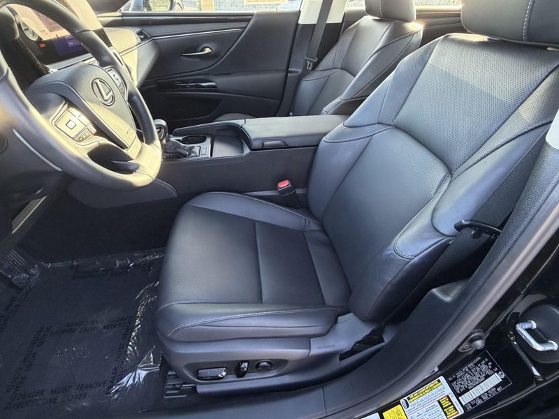 Used 2024 Lexus ES 350Image 20