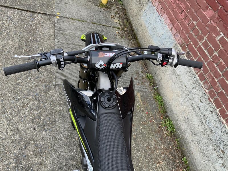 2025 Triumph TF 450-RC Edition