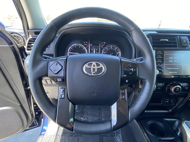 2024 Toyota 4Runner TRD Off-RoadImage 27