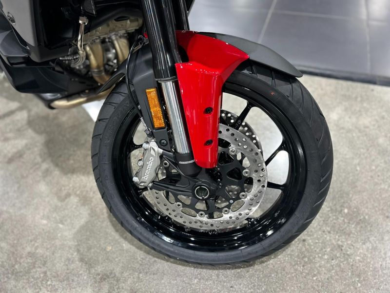New 2025 Ducati MULTISTRADA V4 Image 24