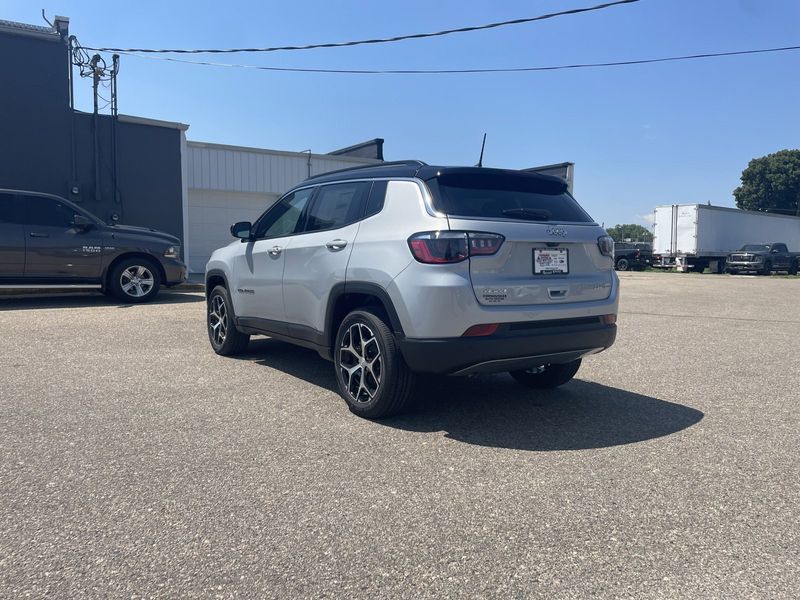 2024 Jeep Compass Limited 4x4Image 6