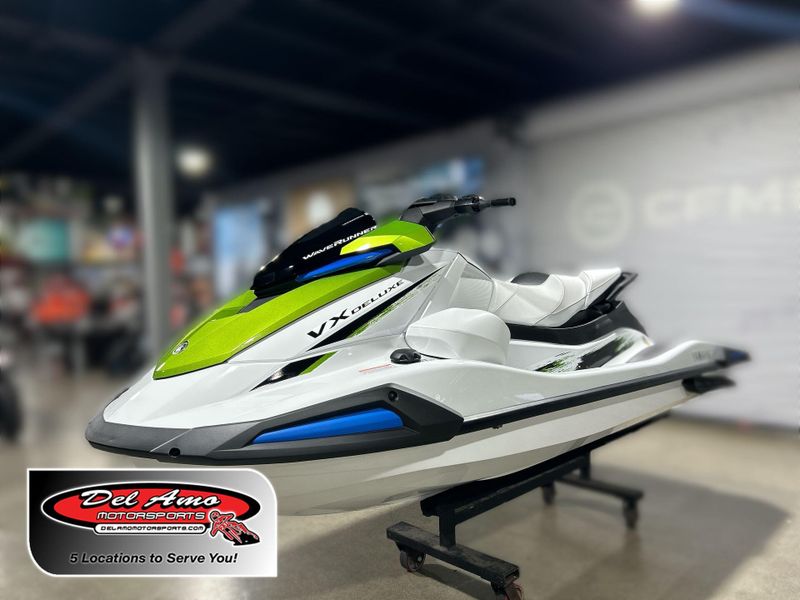 New 2026 Yamaha VX DELUXE W&sol;AUDIO 