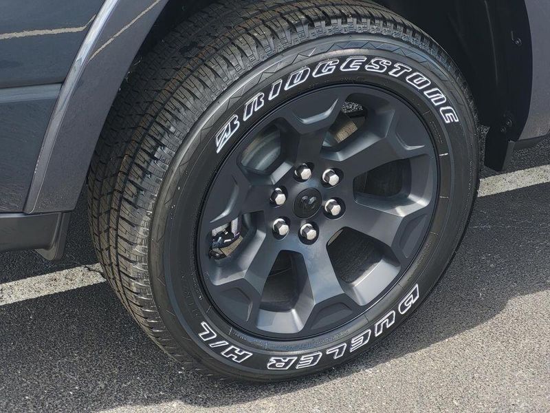 2025 RAM 1500 Big Horn Crew Cab 4x4 5