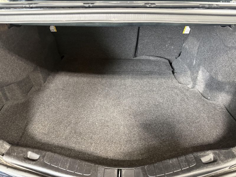 Used 2020 Ford Fusion SEImage 5