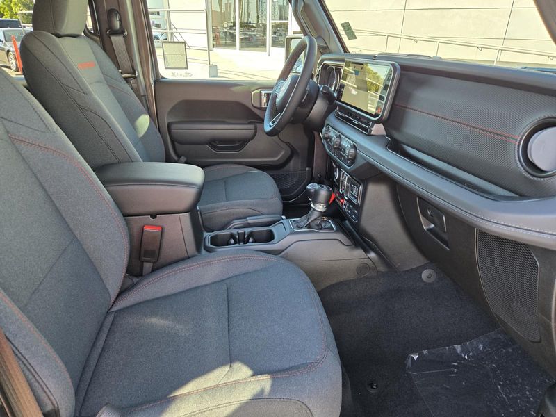 New 2026 Jeep Wrangler 4-door Rubicon