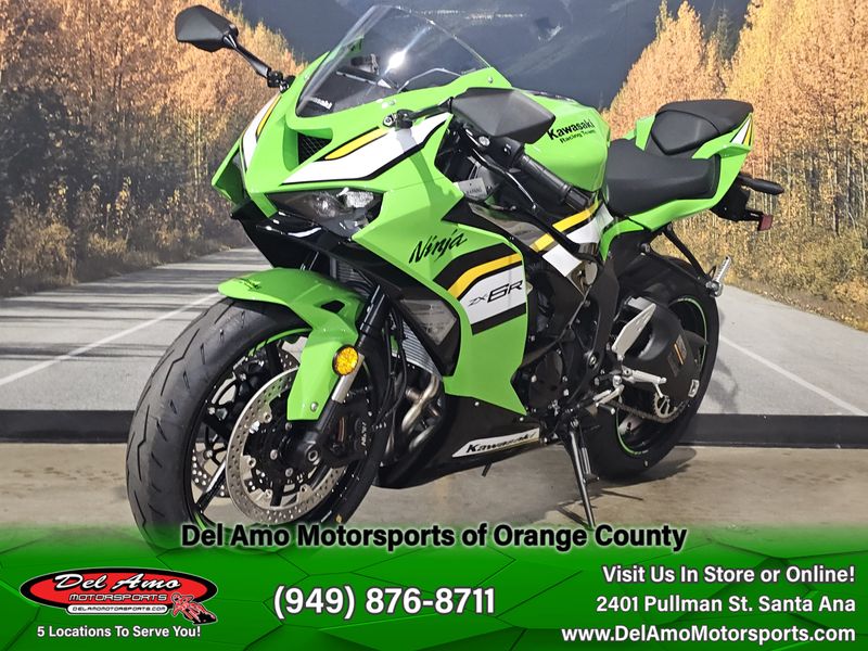 2025 Kawasaki NINJA ZX-6R KRT EDITIONImage 4