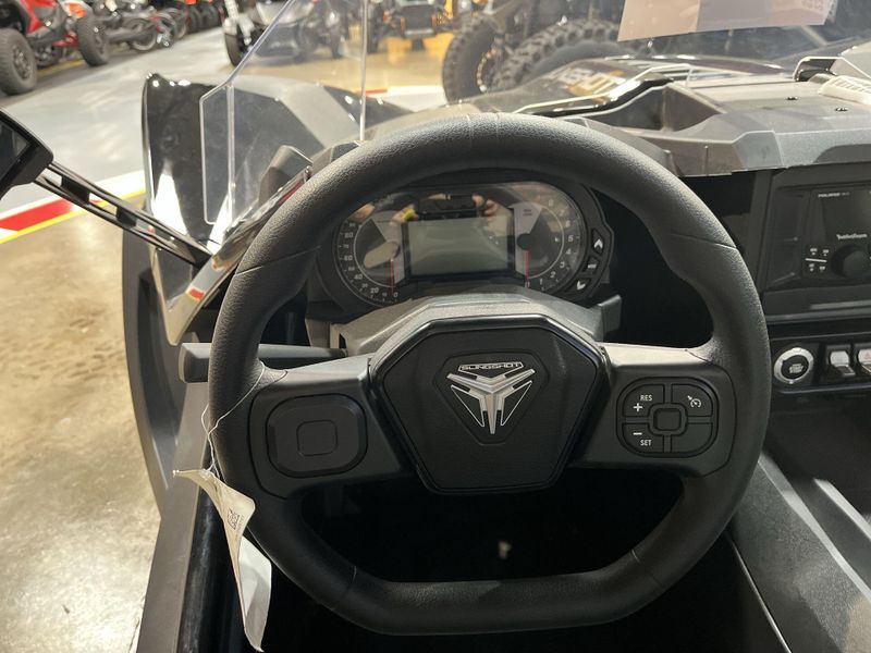 New 2024 Polaris SLINGSHOT S W/ TECHNOLOGY PACKAGE 1 Image 14
