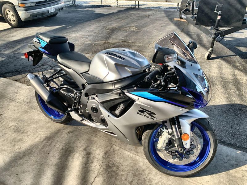 New 2026 Suzuki GSX-R600 Image 17
