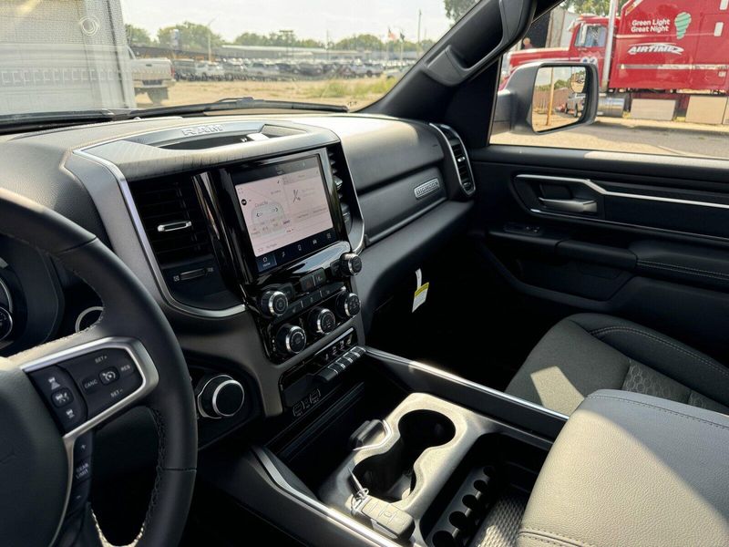 2025 RAM 1500 Big HornImage 26