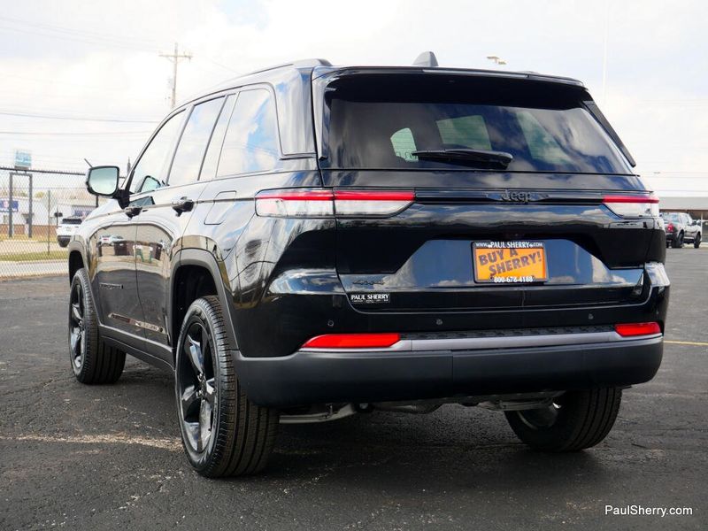 New 2026 Jeep Grand Cherokee Limited 4x4