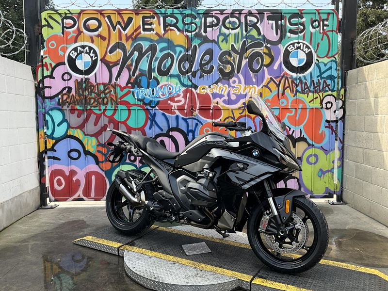 New 2026 BMW R 1300 RS Image 3