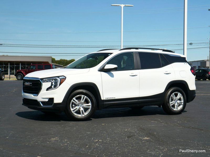 Used 2023 GMC Terrain SLE