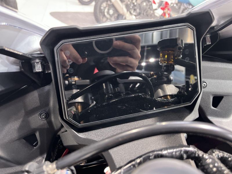 New 2025 Yamaha YZF-R9 Image 23
