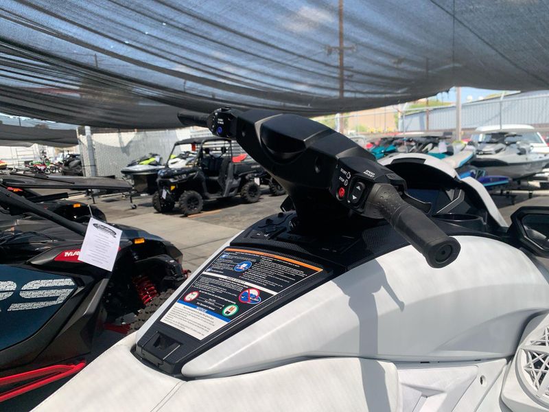 New 2025 Yamaha FX CRUISER SVHO W/AUDIO Image 14