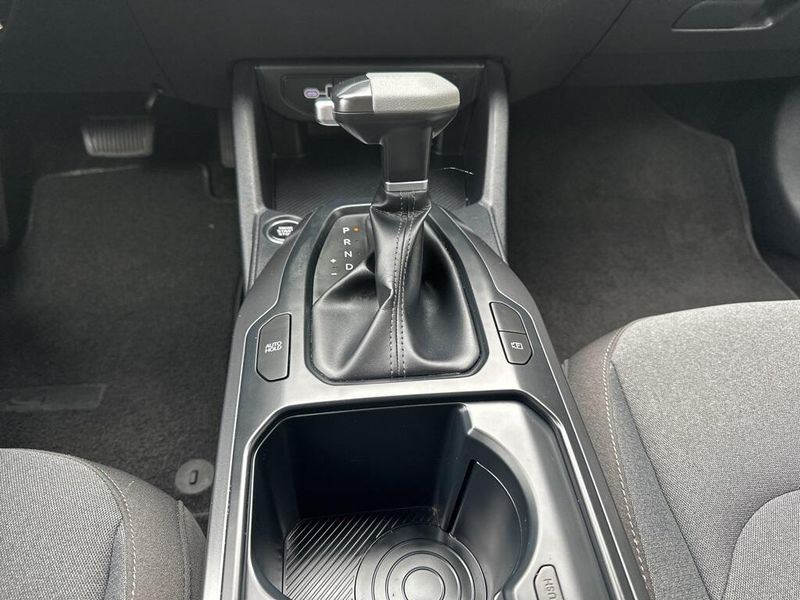 2025 Kia K4 LXSImage 29