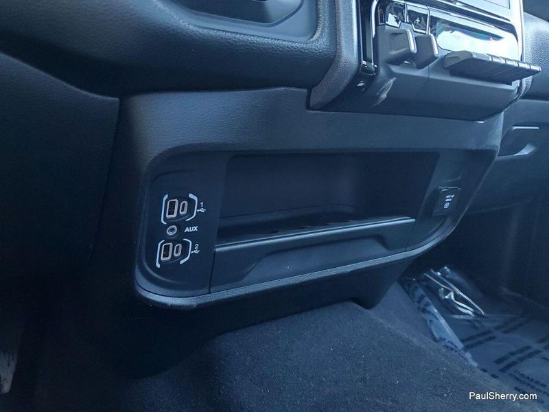 New 2025 RAM 3500 Tradesman Crew Cab 4x4 8