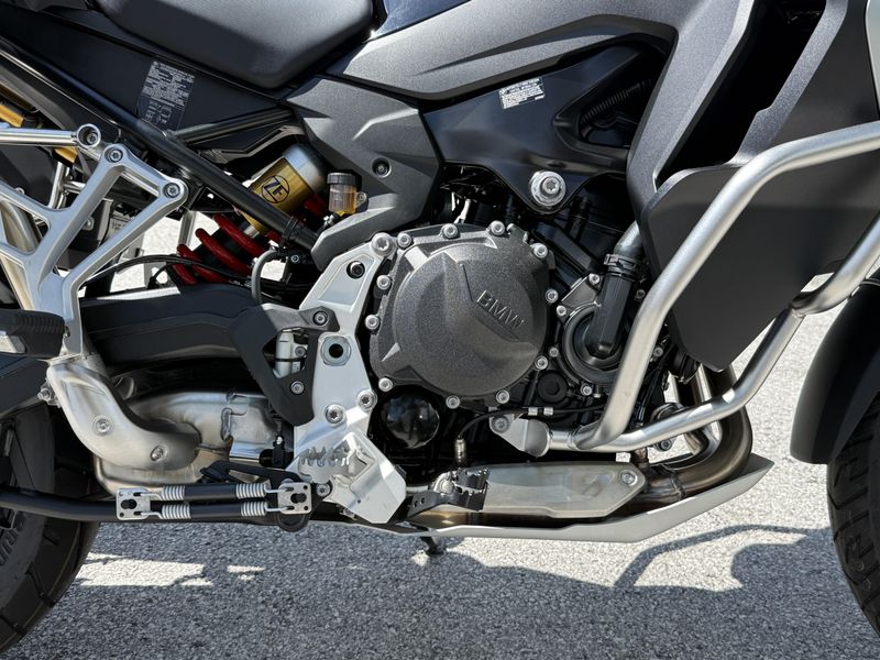2025 BMW F 900 GS Adventure