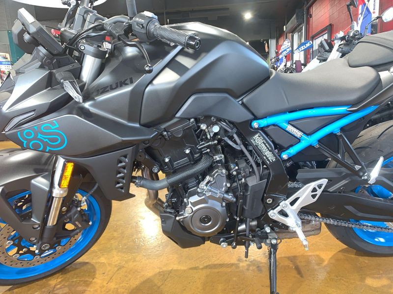 New 2026 Suzuki GSX-8S Image 12
