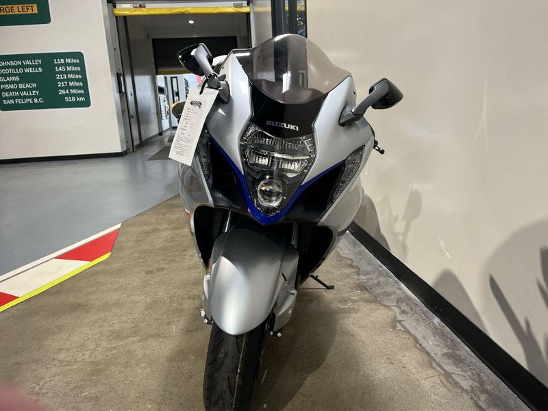 New 2025 Suzuki Hayabusa Image 11