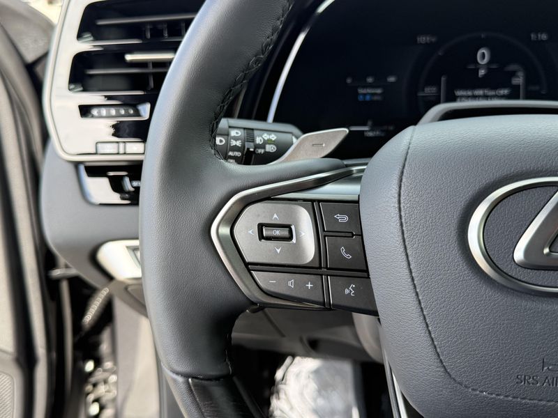 Used 2026 Lexus RX 350h PremiumImage 24