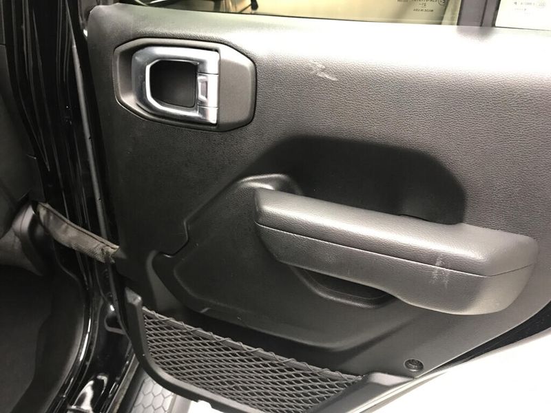 Used 2021 Jeep Wrangler Unlimited Sport AltitudeImage 21