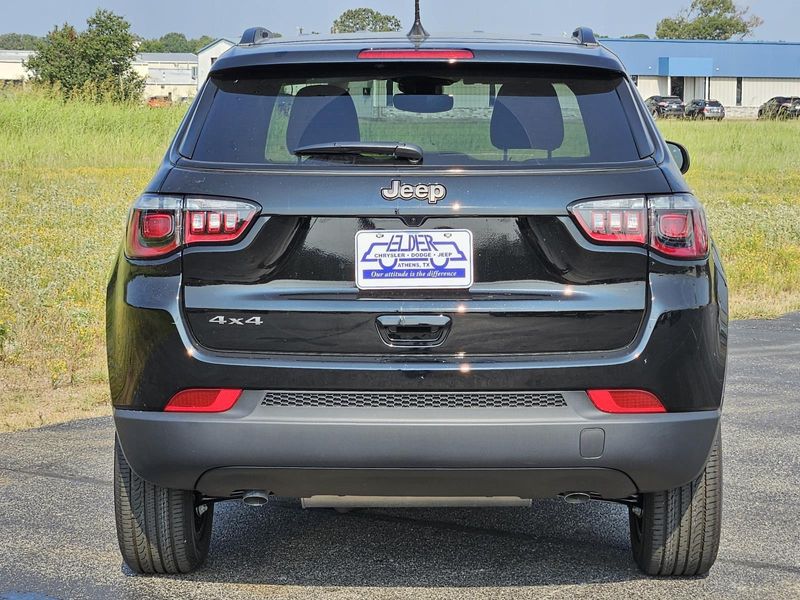 2025 Jeep Compass Latitude 4x4Image 5