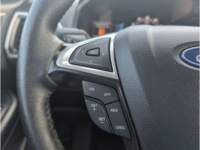 2024 Ford Edge SELImage 23