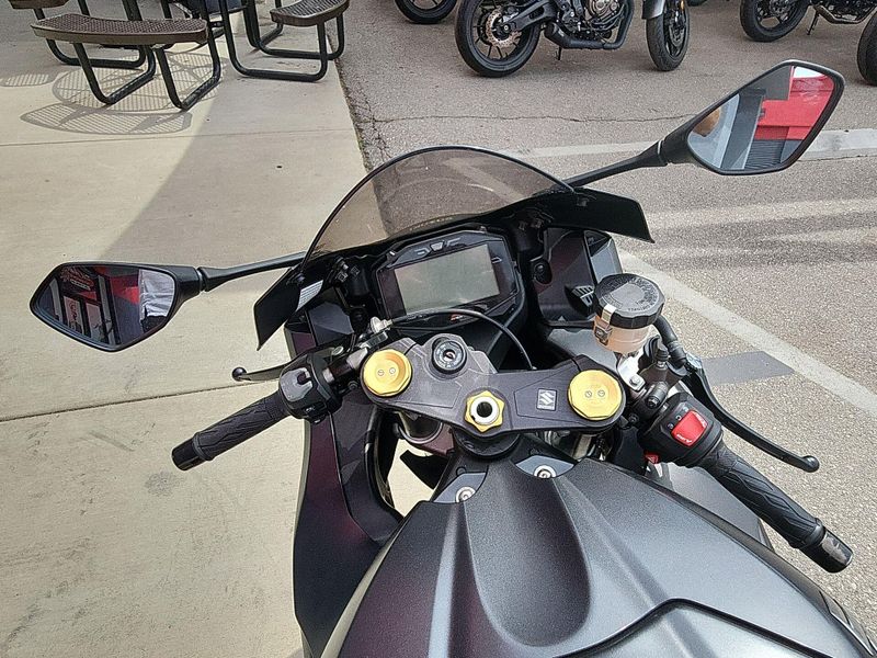 Used 2017 Suzuki GSX-R1000 Image 10