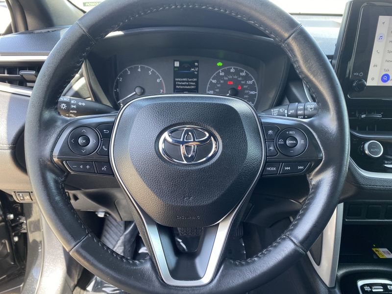2023 Toyota Corolla Cross Hybrid SEImage 30