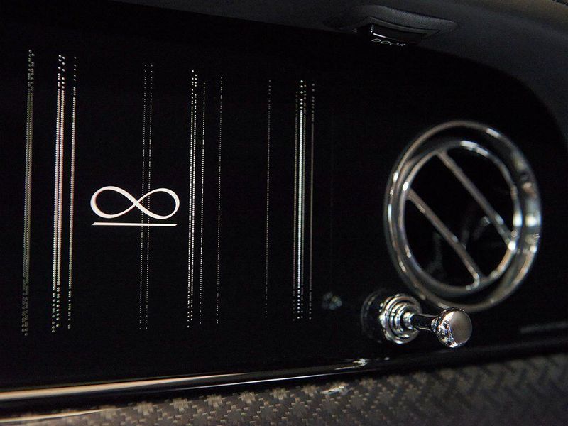 New 2026 Rolls-Royce Cullinan Black BadgeImage 18