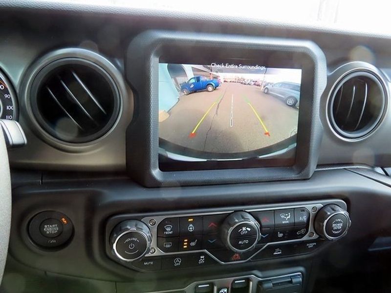 2023 Jeep Wrangler SportImage 20