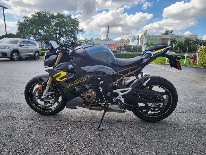 Used 2024 BMW S 1000 R Image 5