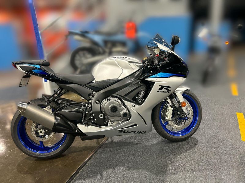 New 2026 Suzuki GSX-R600 Image 13