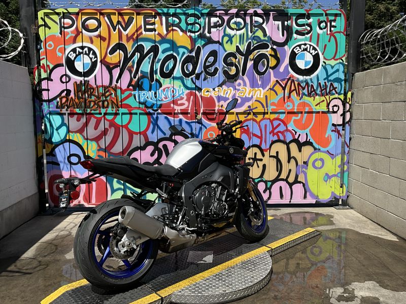 New 2025 Yamaha MT-10 SP Image 6