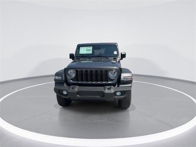 2025 Jeep Wrangler Unlimited Sport S photo 3