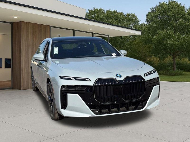 New 2026 BMW 7 Series 750e xDriveImage 5