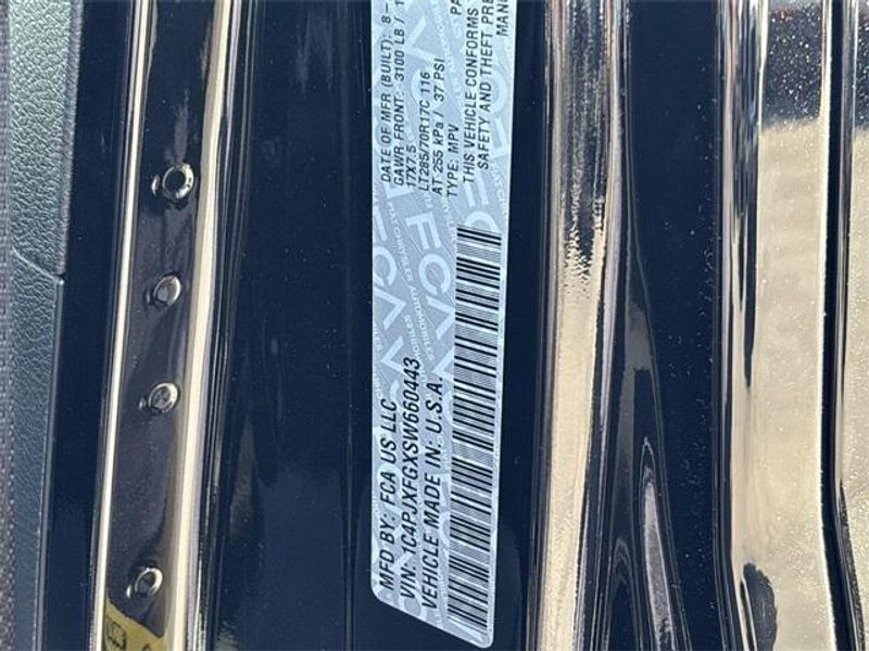 New 2025 Jeep Wrangler 4-door RubiconImage 22