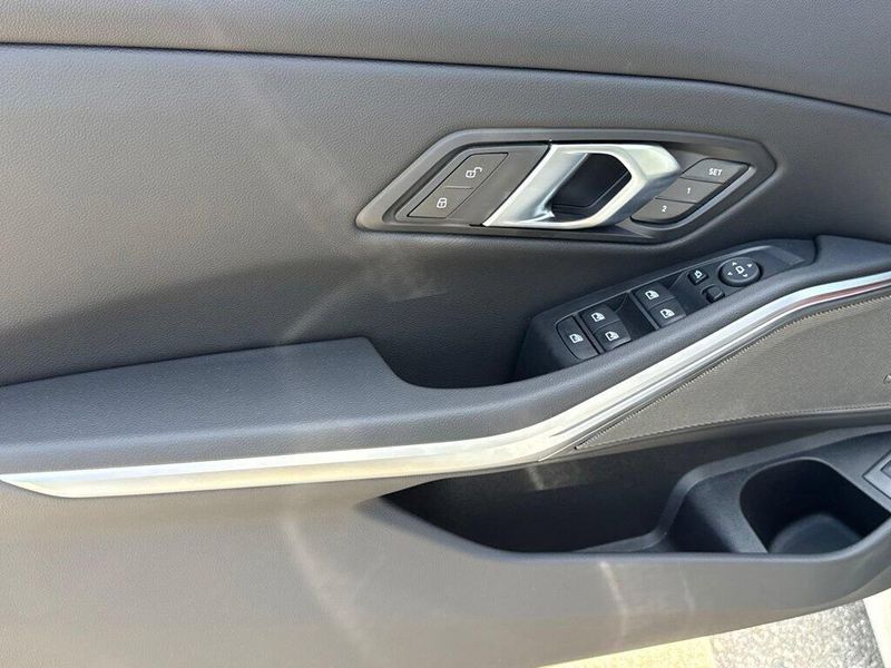 New 2026 BMW 3 Series 330iImage 15