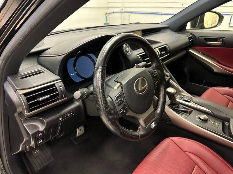 2018 Lexus IS 300 300Image 23