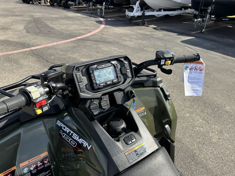 2025 POLARIS SPORTSMAN 450 HO UTILITY SAGE GREEN in a SAGE GREEN exterior color. Family PowerSports (877) 886-1997 familypowersports.com 