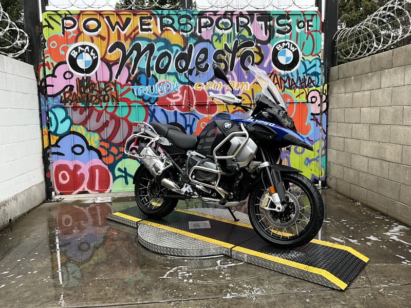 2024 BMW R 1250 GS Adventure Image 1