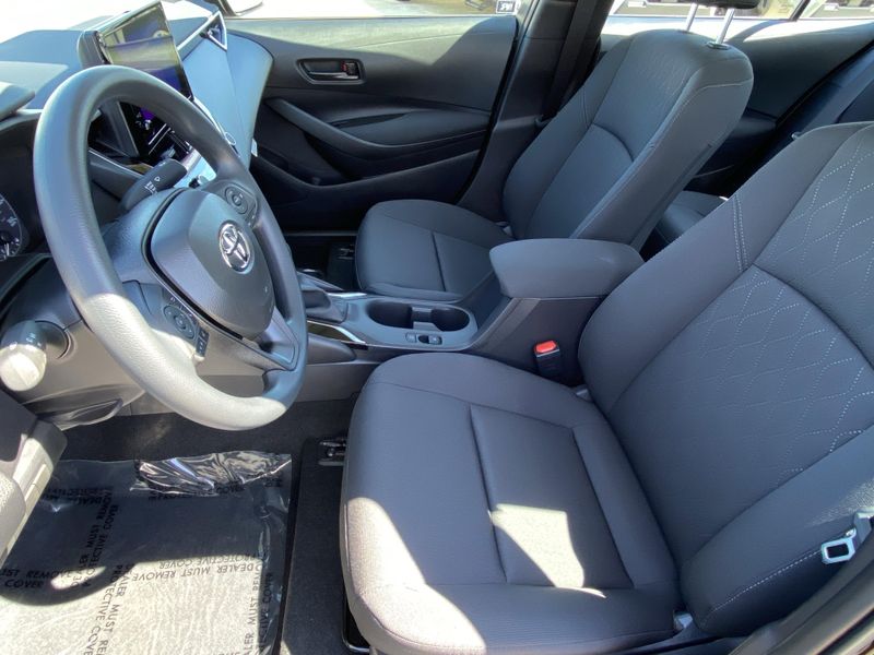 New 2025 Toyota Corolla LEImage 14