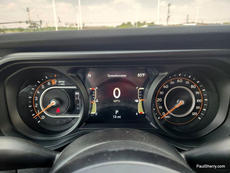 New 2025 Jeep Gladiator Willys 4x4