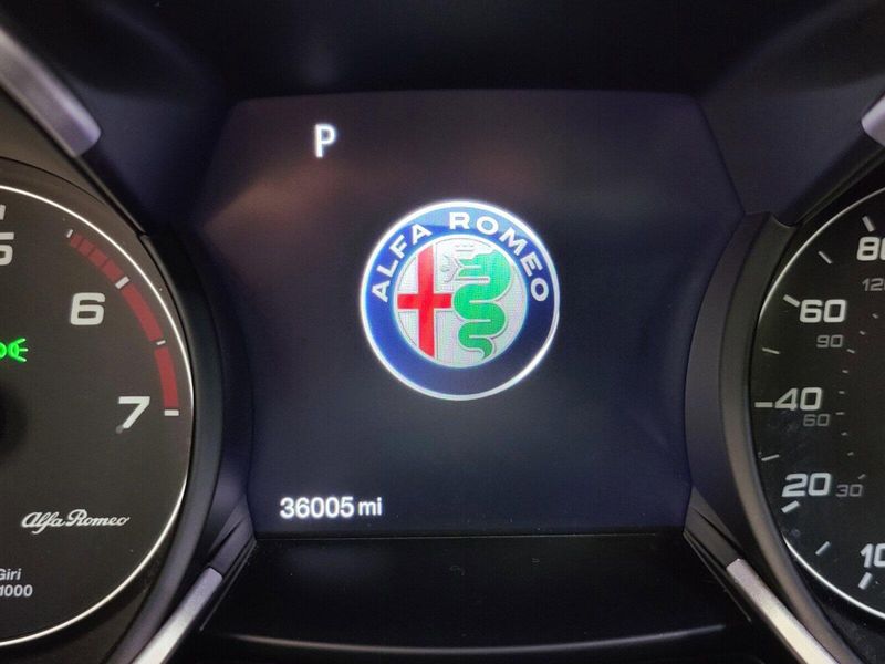 2022 Alfa Romeo Stelvio Sprint AWD w/Sunroof & NavImage 34