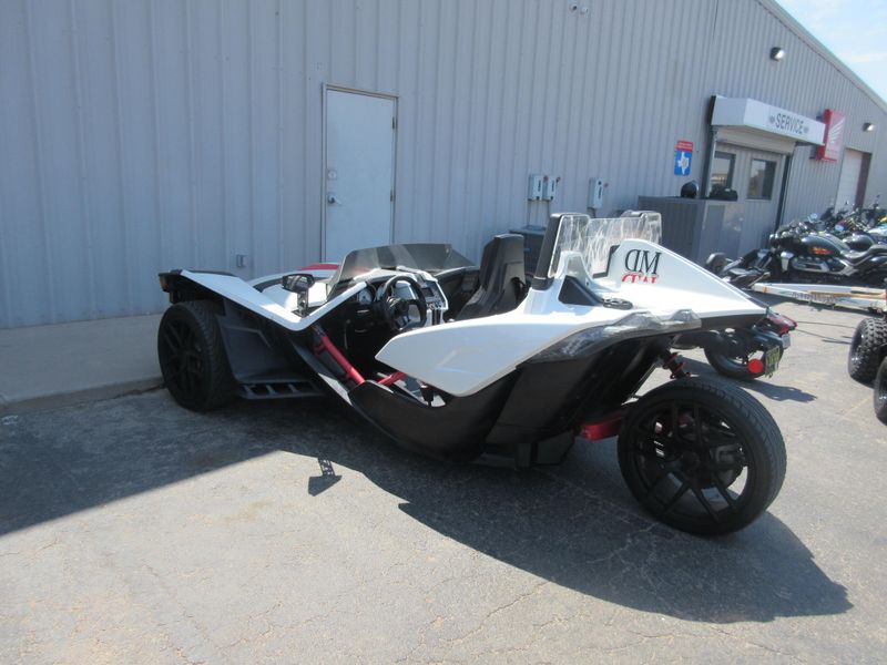 USED 2016 POLARIS SLINGSHOT SL Image 5