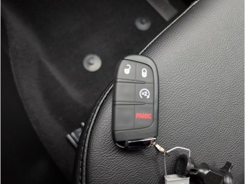 2025 Jeep Compass Latitude 4x4Image 18