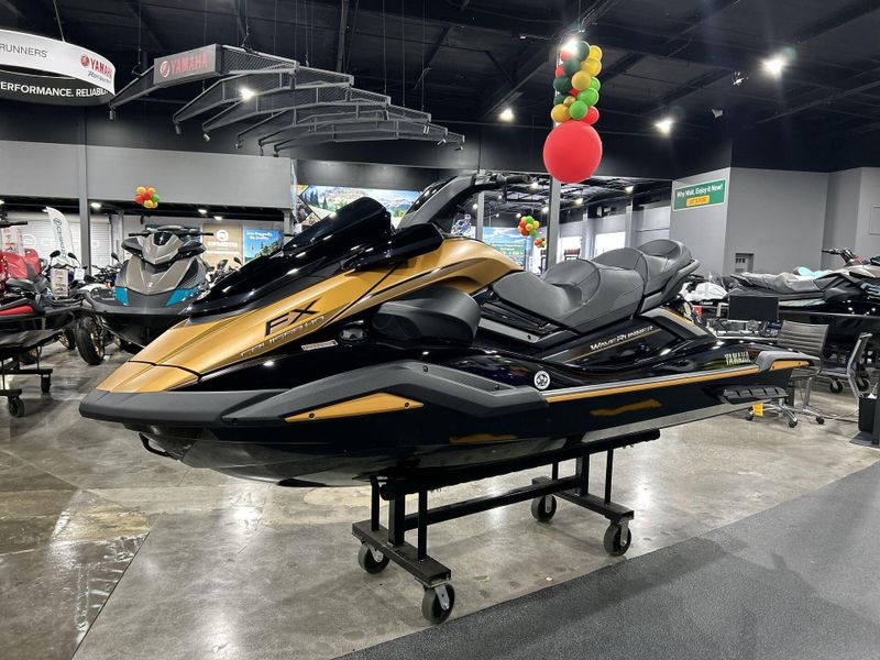 New 2025 Yamaha FX CRUISER HO W/AUDIO Image 1