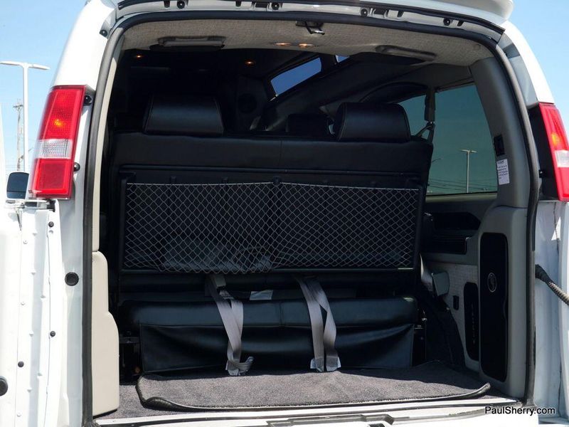 2023 Chevrolet Express Image 51